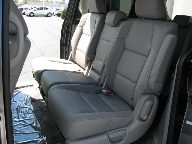 Honda Odyssey 2014 photo 2