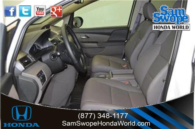 Honda Odyssey 2014 photo 3