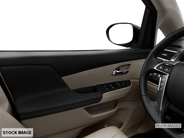 Honda Odyssey 2014 photo 3