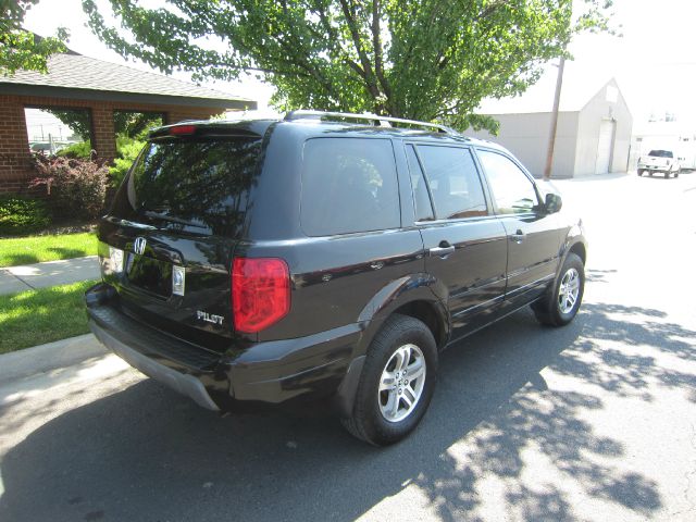 Honda Pilot 2004 photo 2