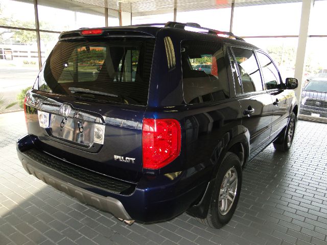 Honda Pilot 2004 photo 2