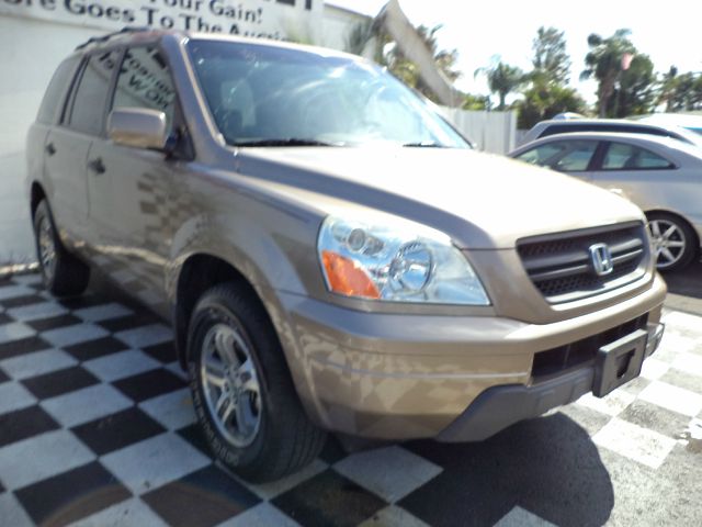 Honda Pilot 2004 photo 1