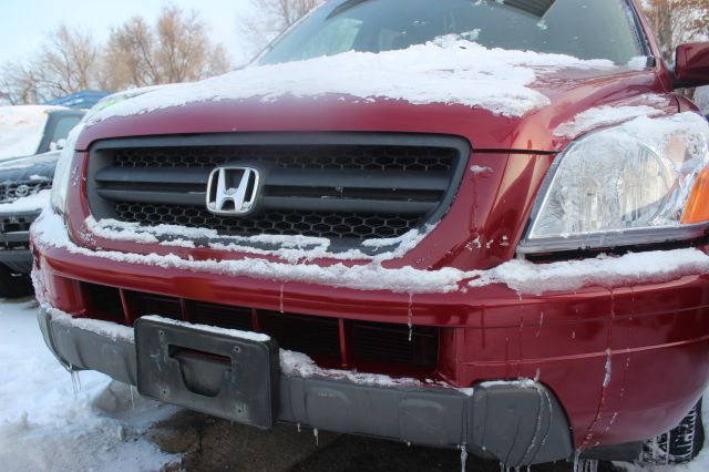 Honda Pilot 2004 photo 1