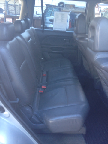 Honda Pilot 2004 photo 1