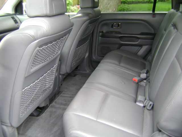 Honda Pilot 2004 photo 20