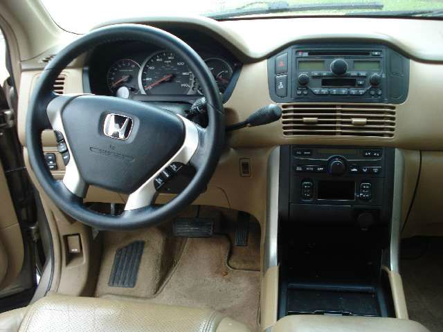 Honda Pilot 2004 photo 5