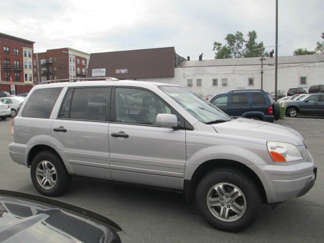 Honda Pilot 2004 photo 1