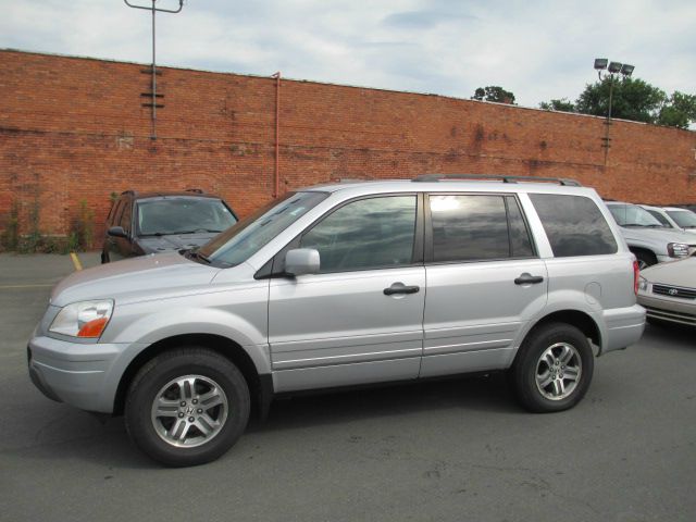 Honda Pilot 2004 photo 2