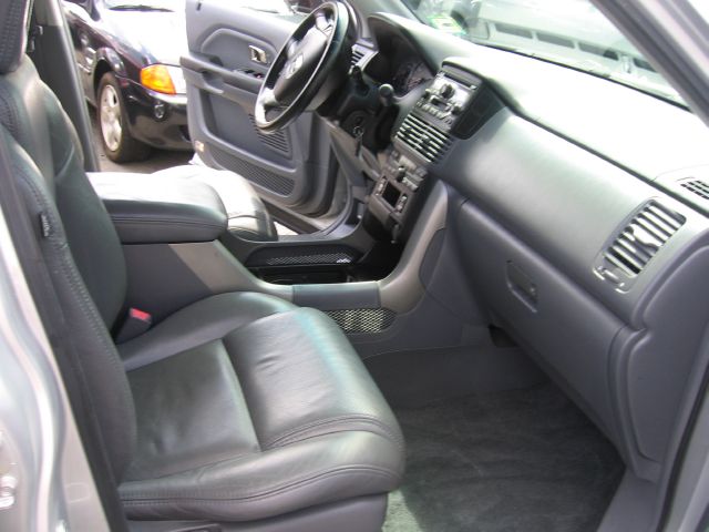 Honda Pilot 2004 photo 2