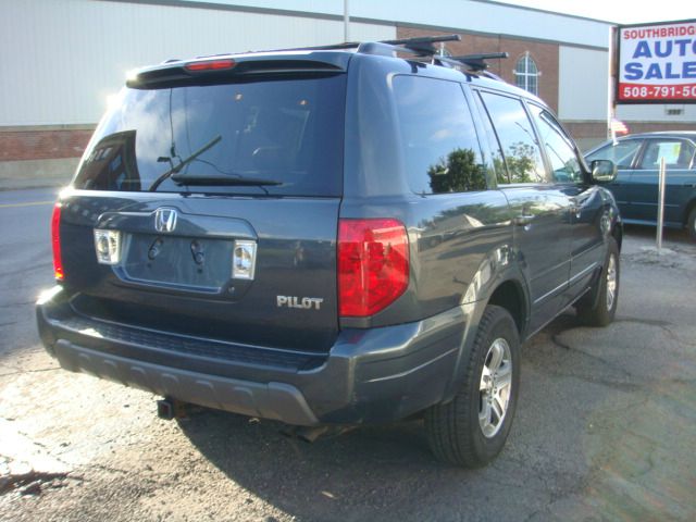 Honda Pilot 2004 photo 2