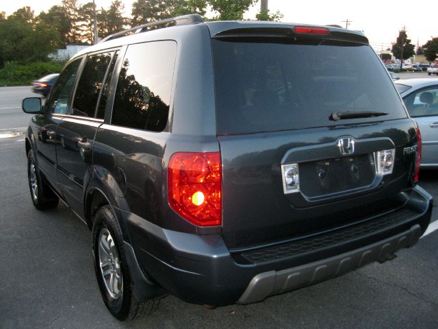 Honda Pilot 2004 photo 1