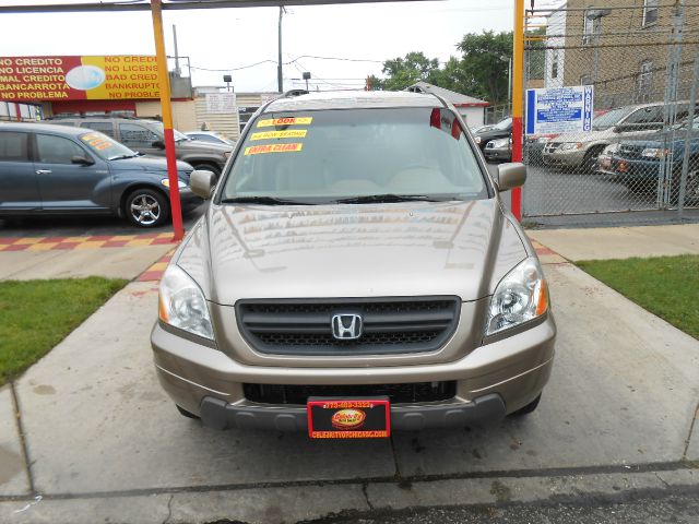 Honda Pilot 2004 photo 2