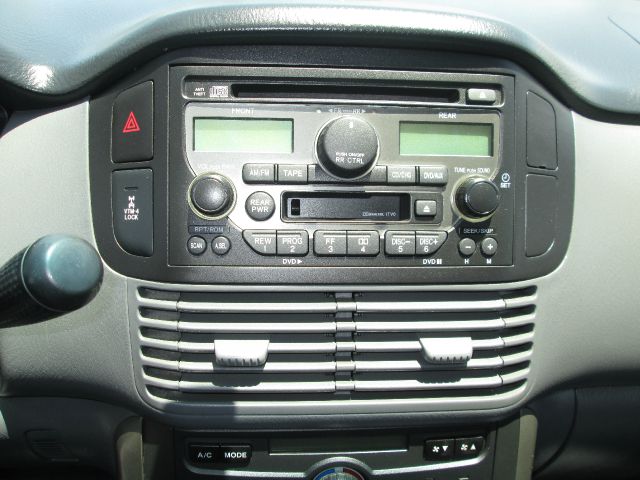 Honda Pilot 2004 photo 15