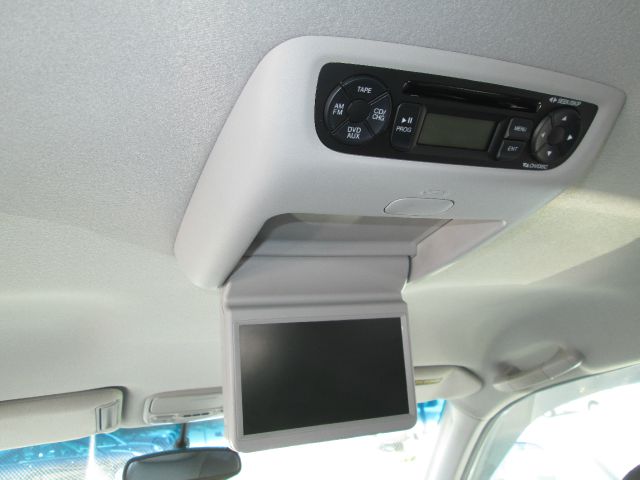 Honda Pilot 2004 photo 2