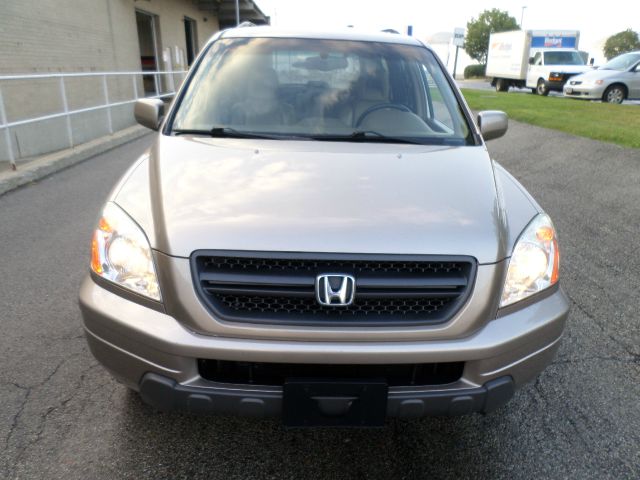 Honda Pilot 2004 photo 2