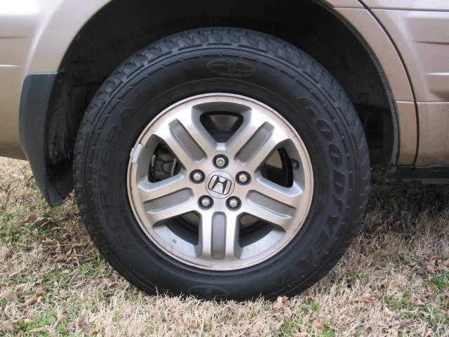 Honda Pilot 2004 photo 4