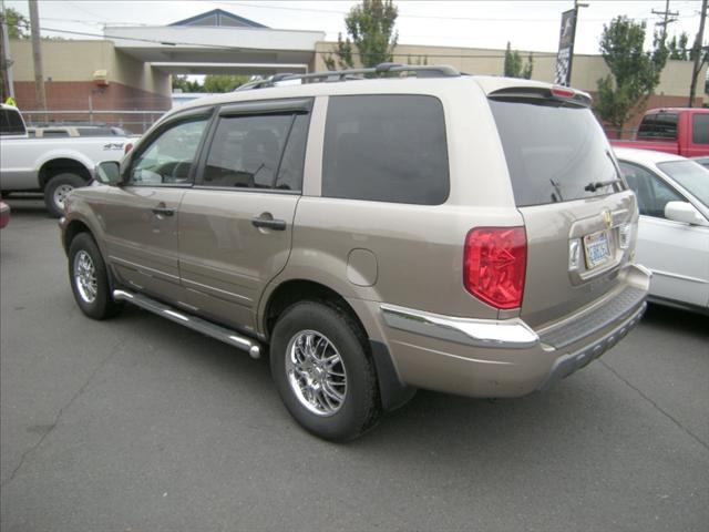 Honda Pilot 2004 photo 2