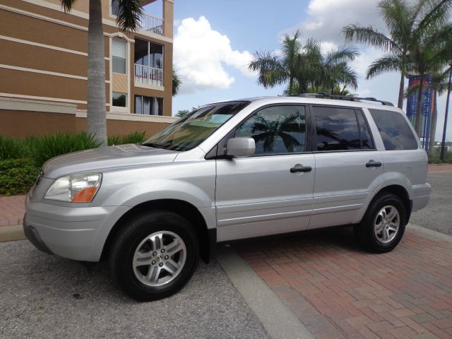 Honda Pilot 2004 photo 1