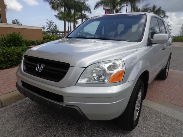 Honda Pilot 2004 photo 2