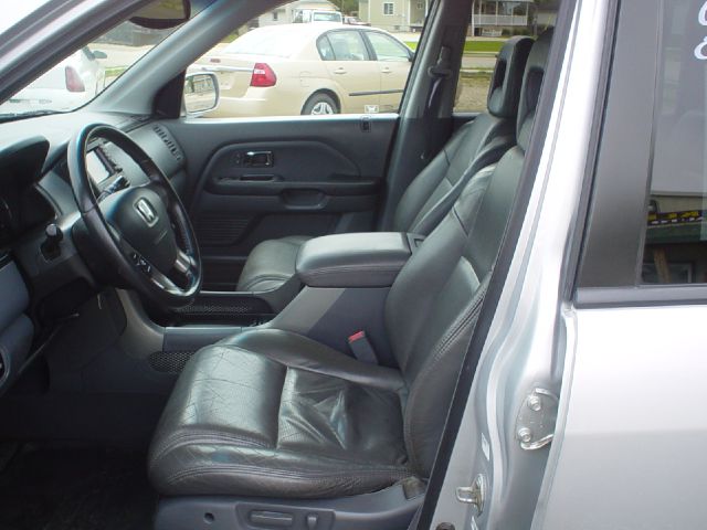 Honda Pilot 2004 photo 2