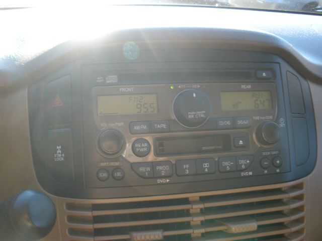 Honda Pilot 2004 photo 12