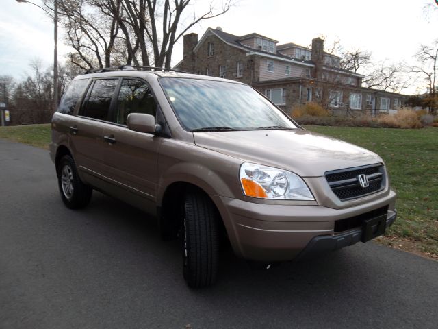 Honda Pilot 2004 photo 1