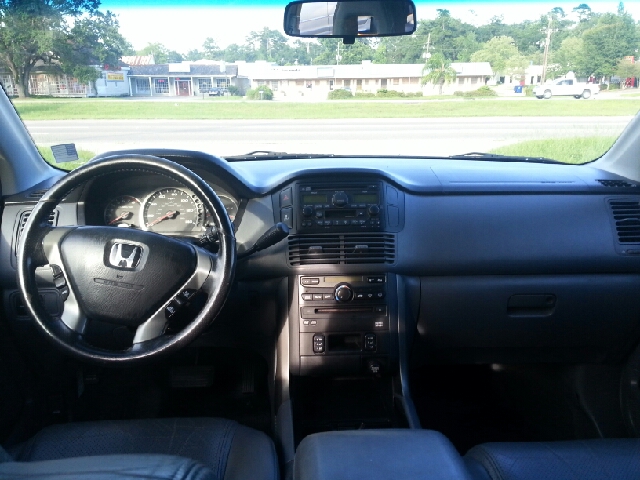 Honda Pilot 2004 photo 3