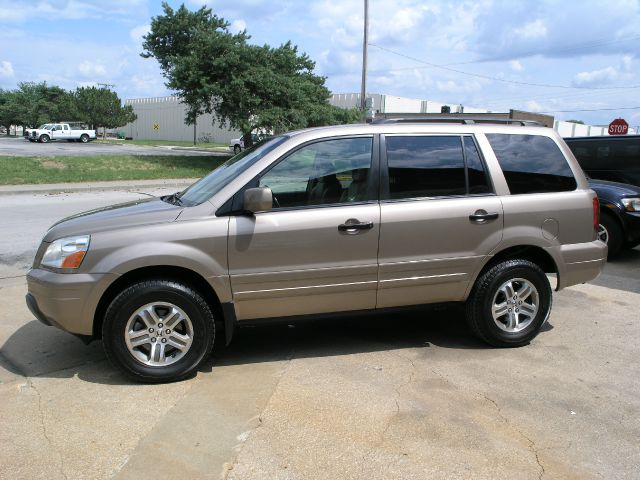 Honda Pilot 2004 photo 2