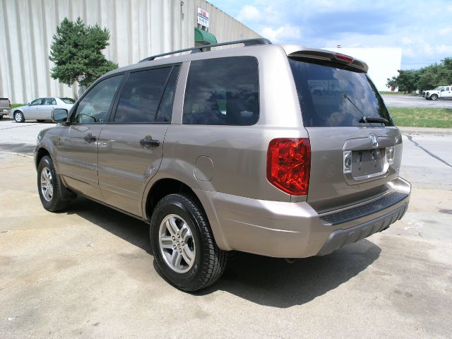 Honda Pilot 2004 photo 4