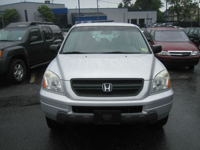 Honda Pilot 2004 photo 1