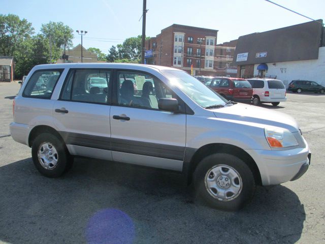 Honda Pilot 2004 photo 2