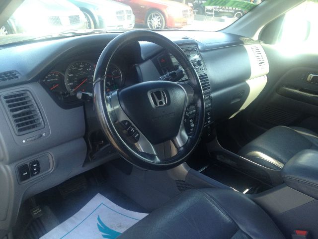 Honda Pilot 2004 photo 3