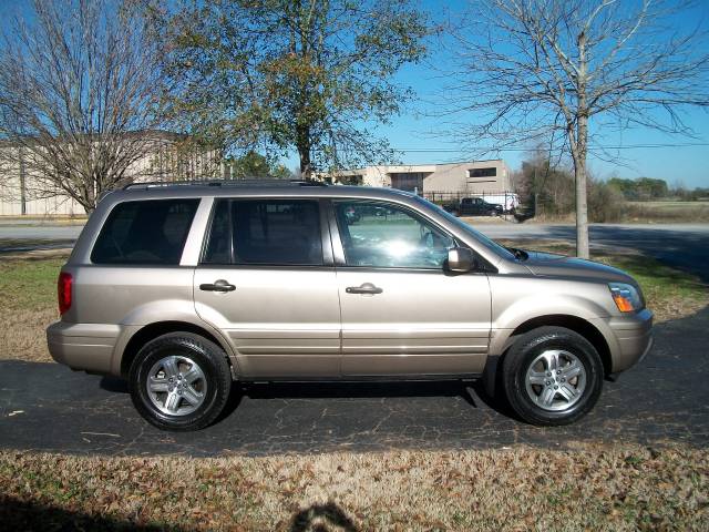 Honda Pilot 2005 photo 2