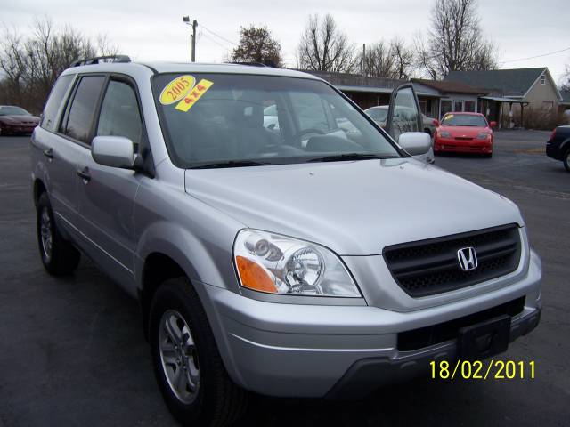 Honda Pilot LS 2WD Sport Utility