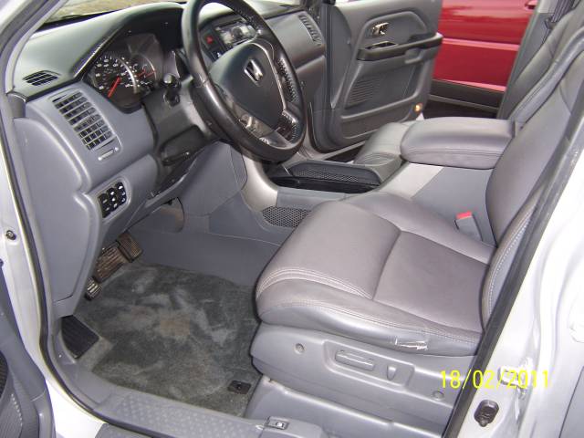 Honda Pilot 2005 photo 2