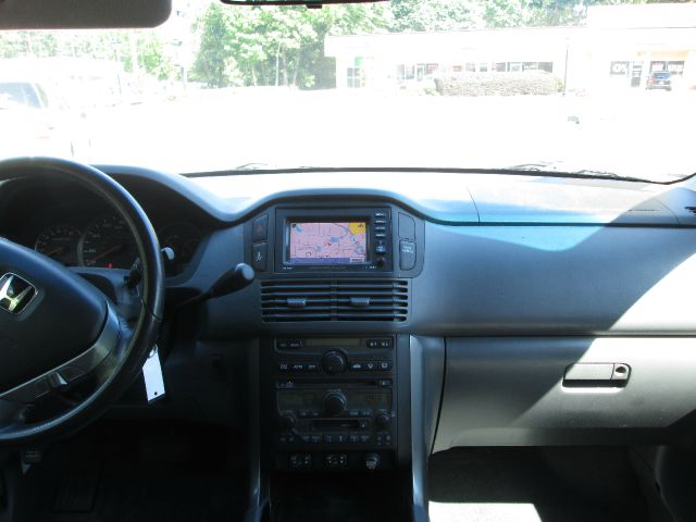 Honda Pilot 2005 photo 2