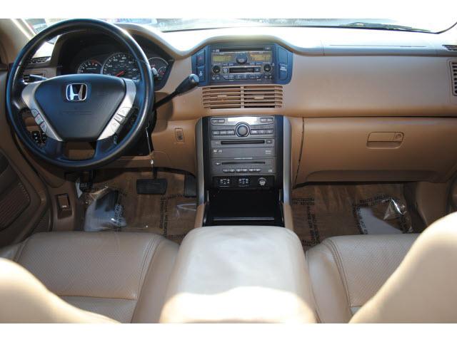 Honda Pilot Open-top Sport Utility