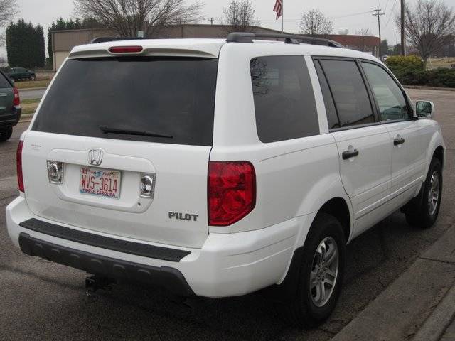 Honda Pilot 2005 photo 2