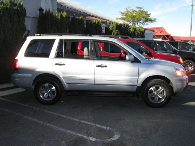 Honda Pilot 2005 photo 2