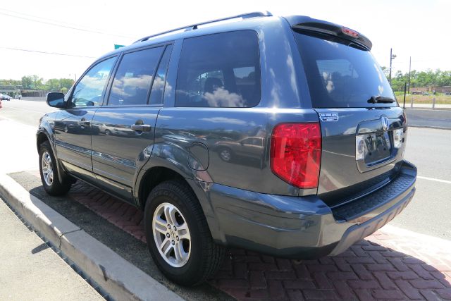 Honda Pilot 2005 photo 1