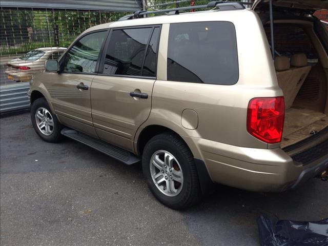 Honda Pilot 2005 photo 2