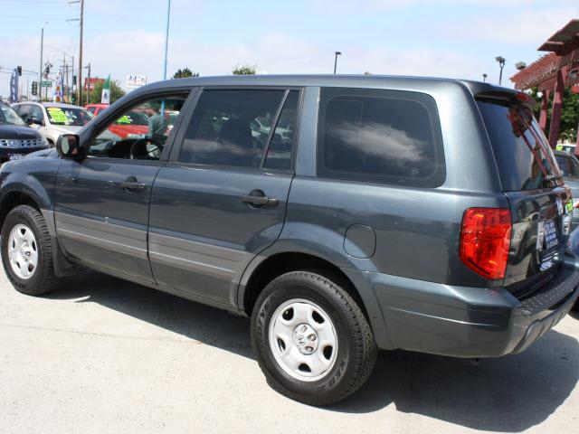 Honda Pilot 2005 photo 2