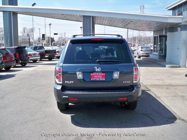 Honda Pilot Open-top Sport Utility