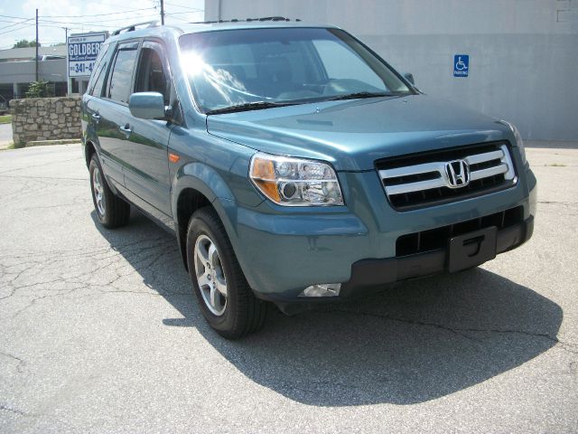 Honda Pilot Loaded Up SUV