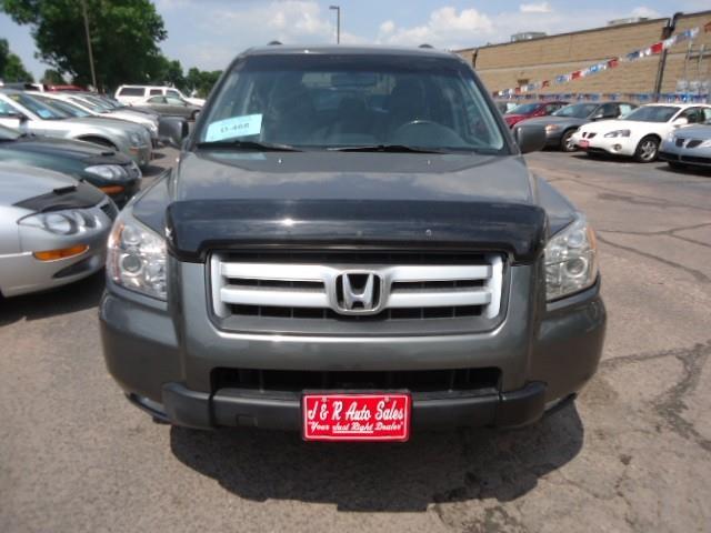 Honda Pilot LS 2WD SUV