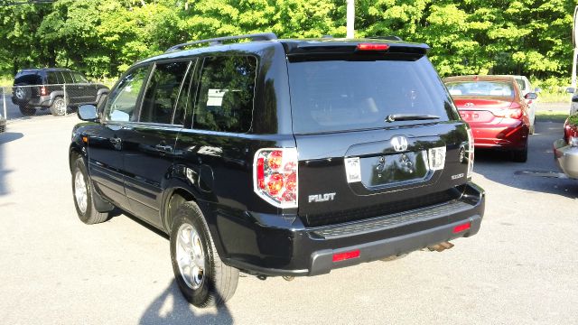 Honda Pilot BASE LS XTR SUV