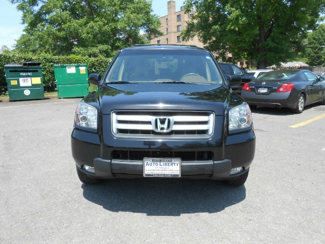 Honda Pilot BASE LS XTR SUV