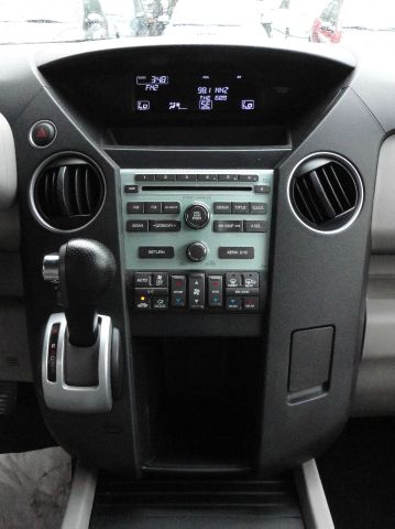 Honda Pilot 2011 photo 1