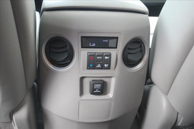 Honda Pilot 2011 photo 8