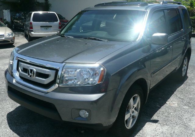 Honda Pilot 2dr Cabriolet Quattro SUV